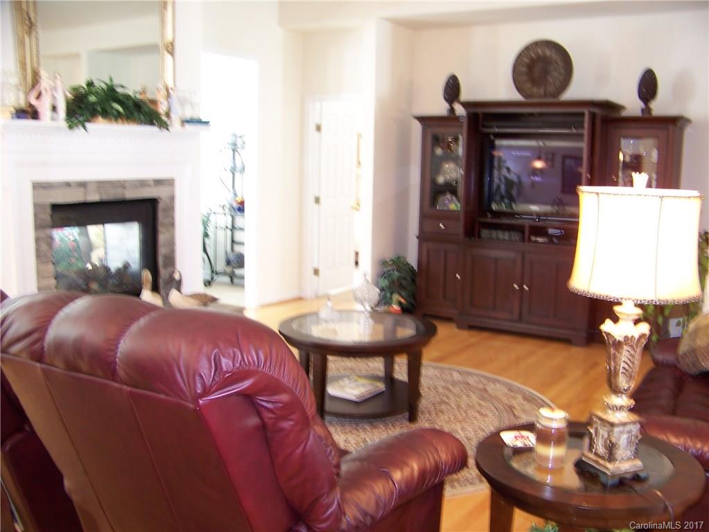 Autumn Cove At Lake Wylie - Residential