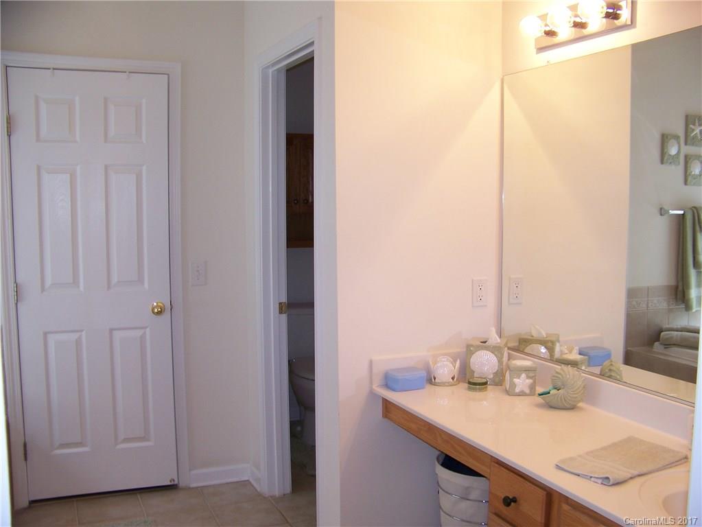 Autumn Cove At Lake Wylie - Residential