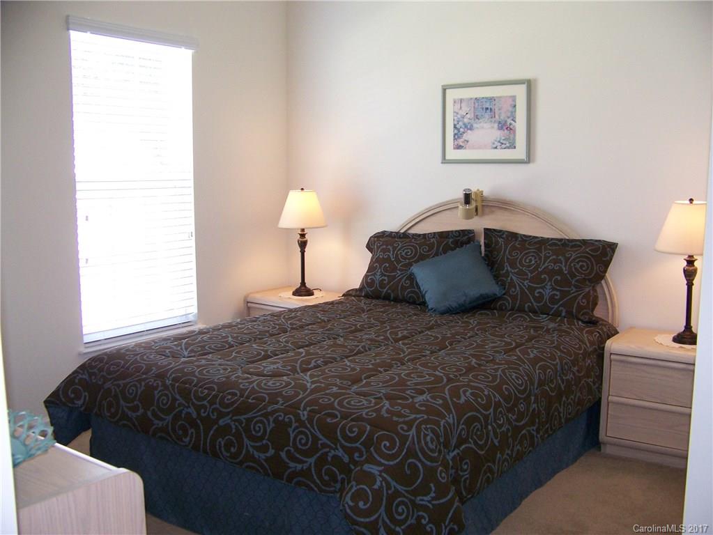 Autumn Cove At Lake Wylie - Residential