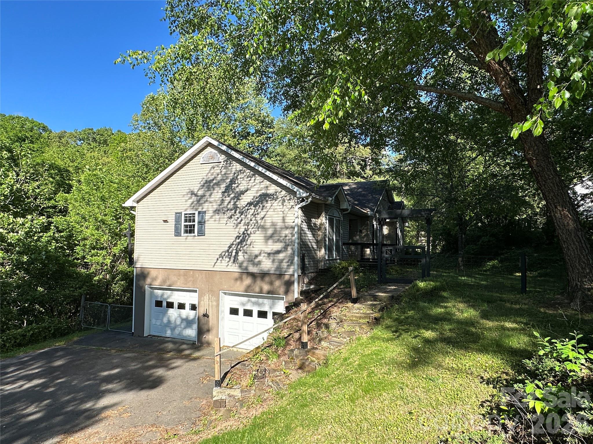 126 Ridgeline Road