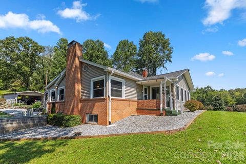 Photo of 71 Laurel Mountain Road, Brevard, NC 28712 (MLS # 4370295)