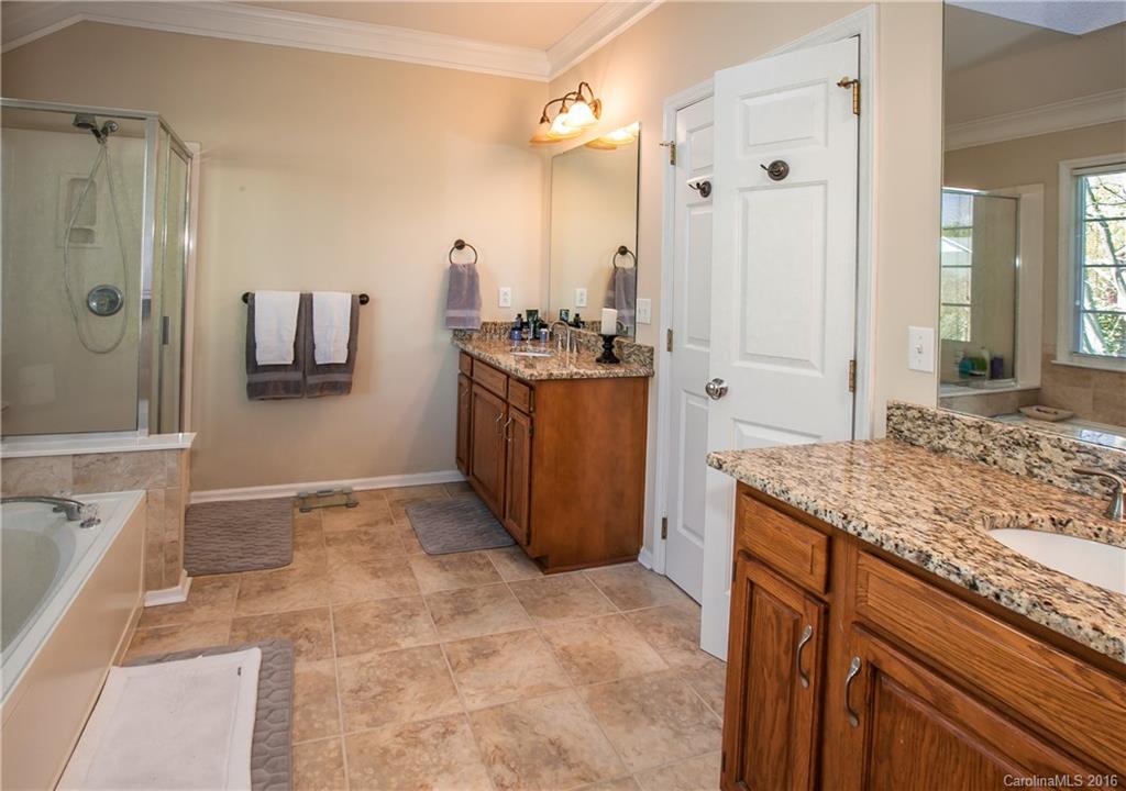 Blue Stone Harbor - Residential