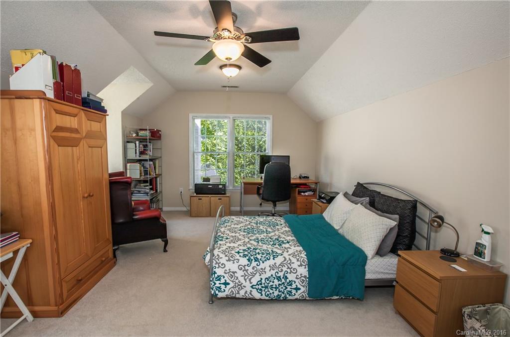 Blue Stone Harbor - Residential