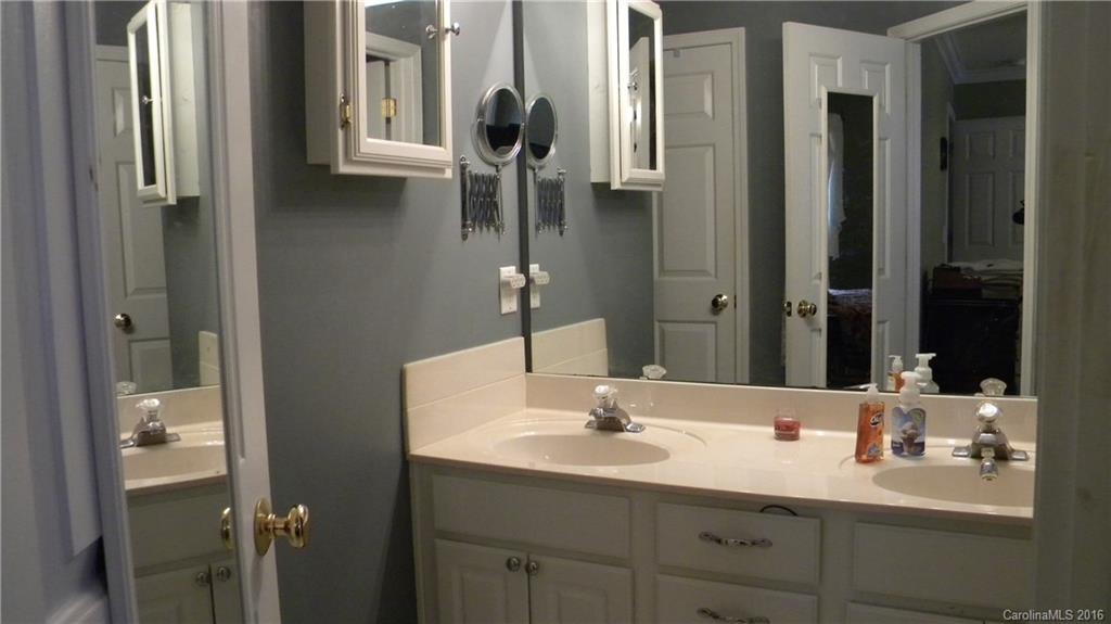 Forest Oaks - Residential