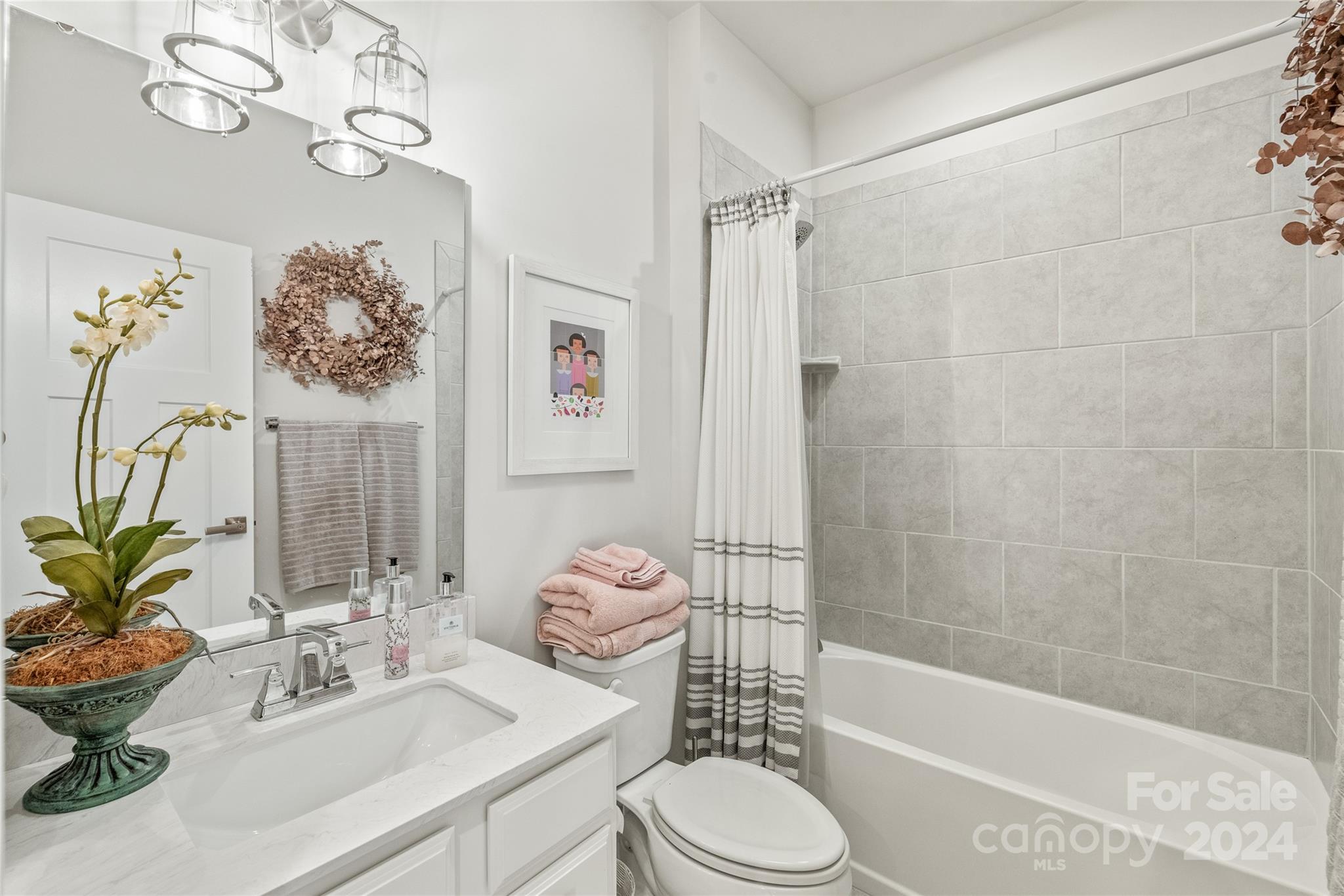 Enclave at Holcomb - Residential