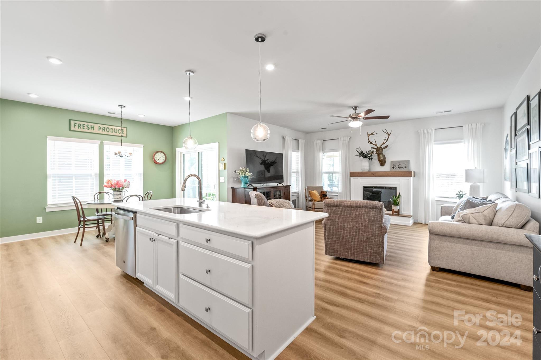 Enclave at Holcomb - Residential