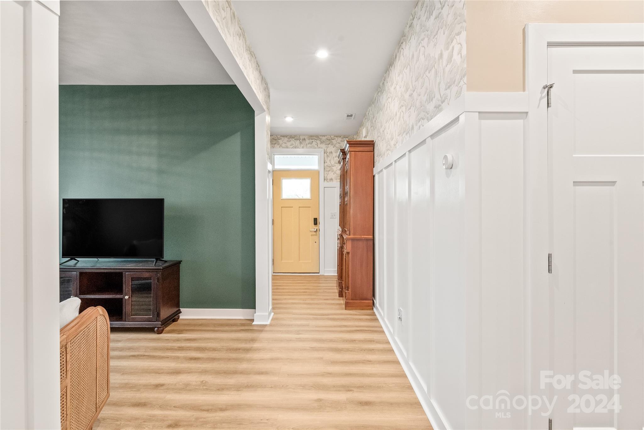 Enclave at Holcomb - Residential