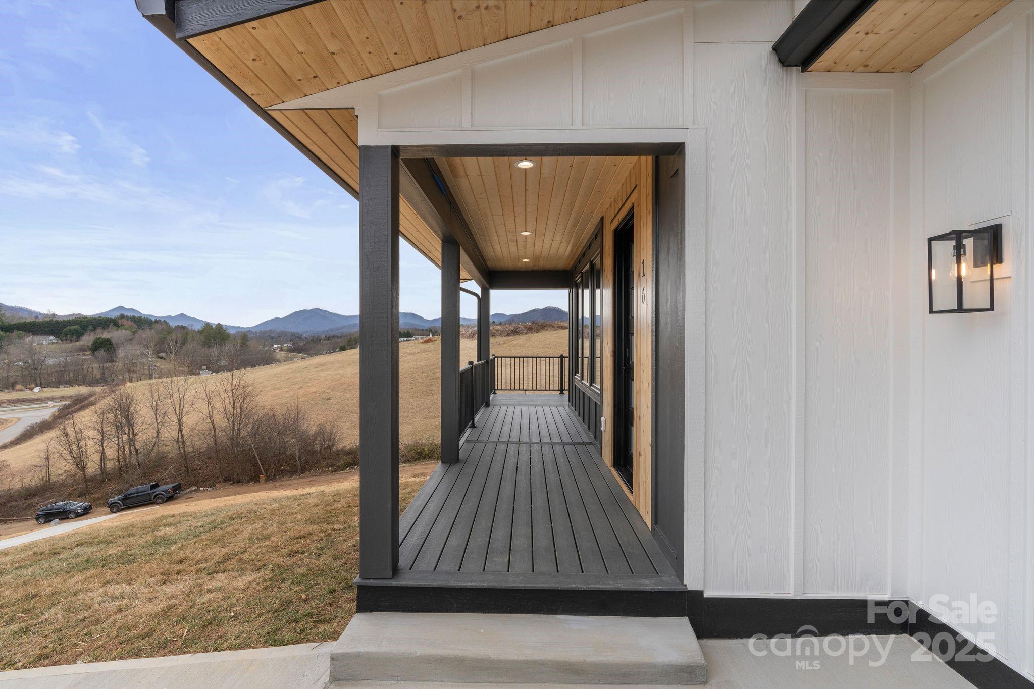 16 Lawson Ridge Road