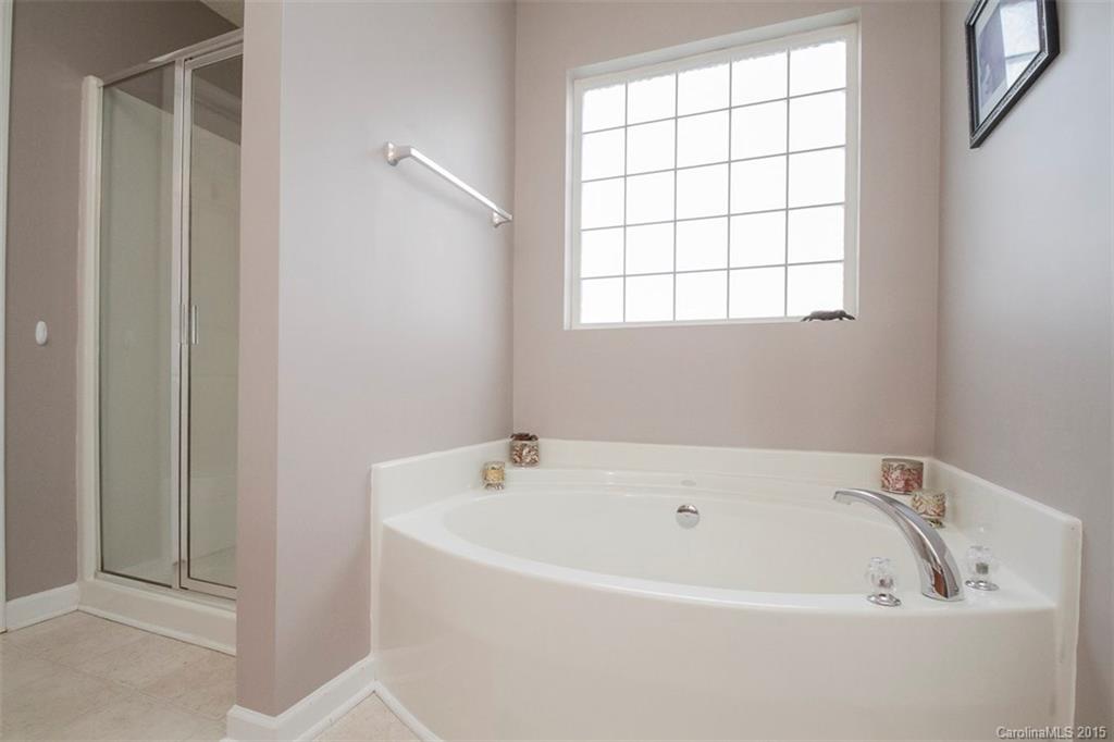 Taras Trace - Residential