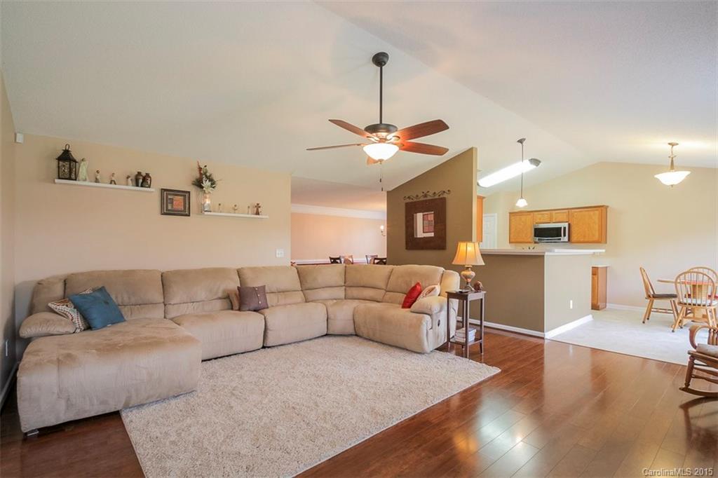 Taras Trace - Residential