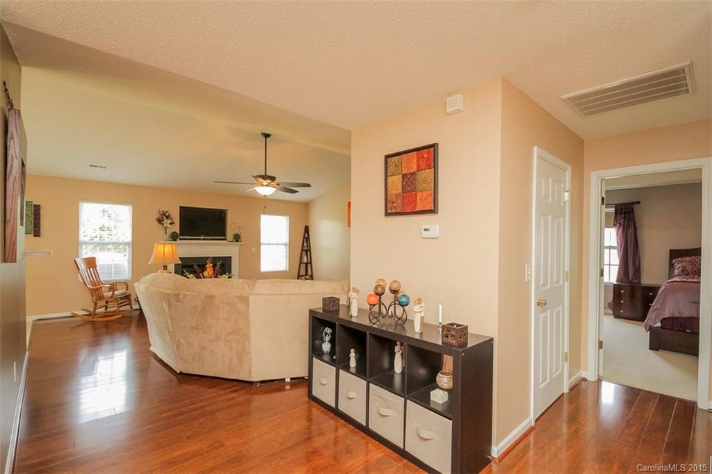 Taras Trace - Residential