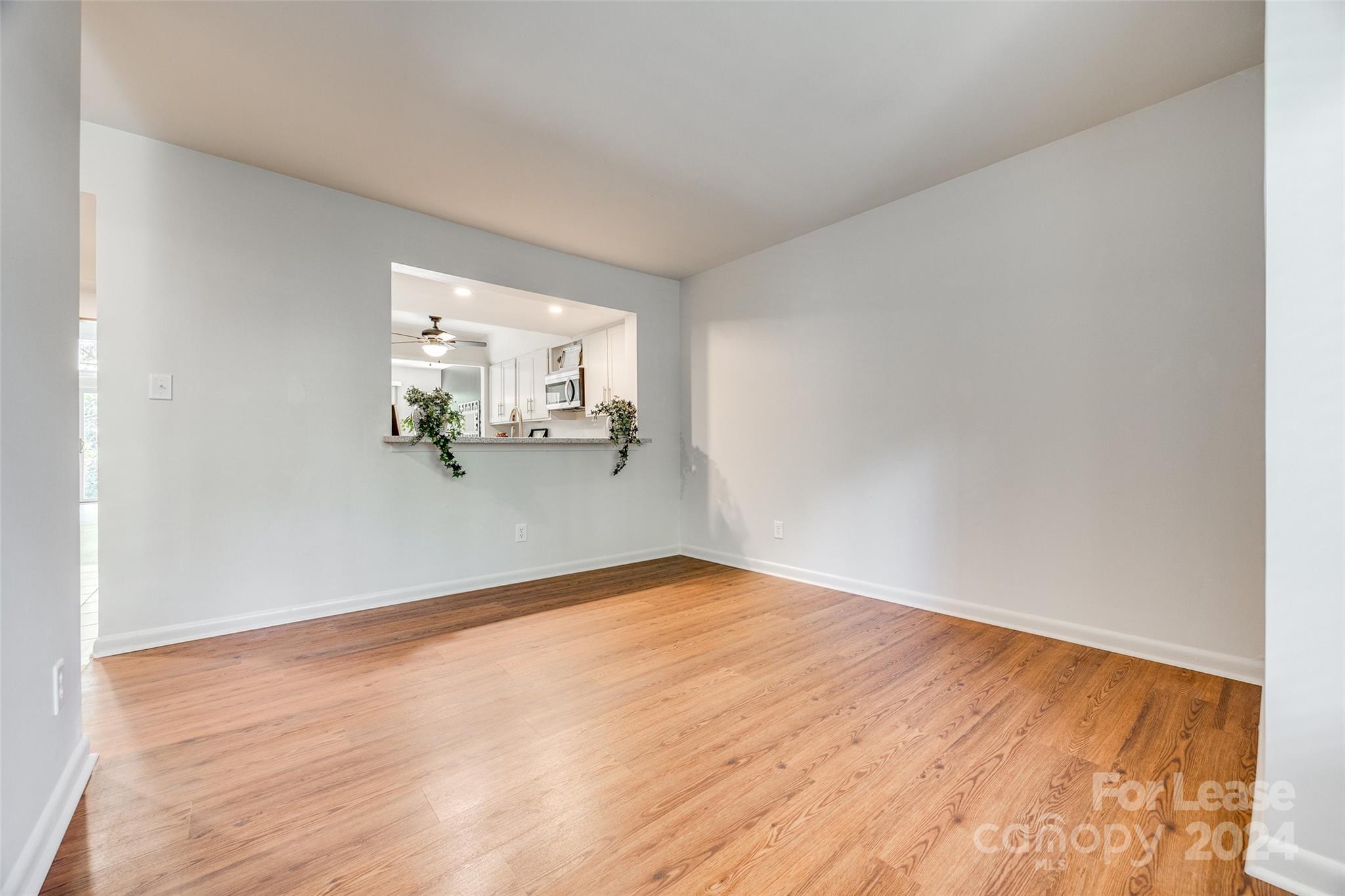 River Hills - Residential Lease