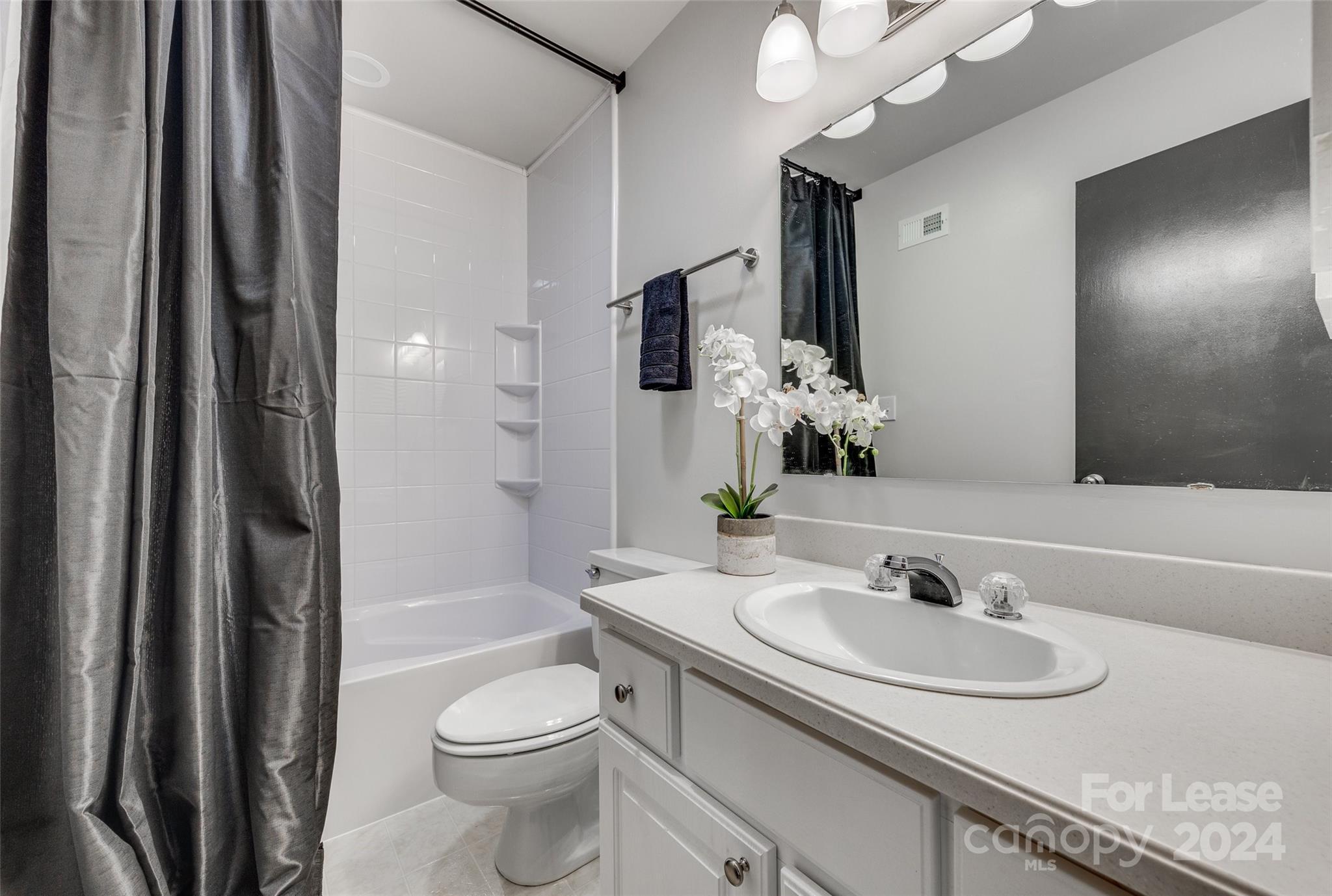 River Hills - Residential Lease