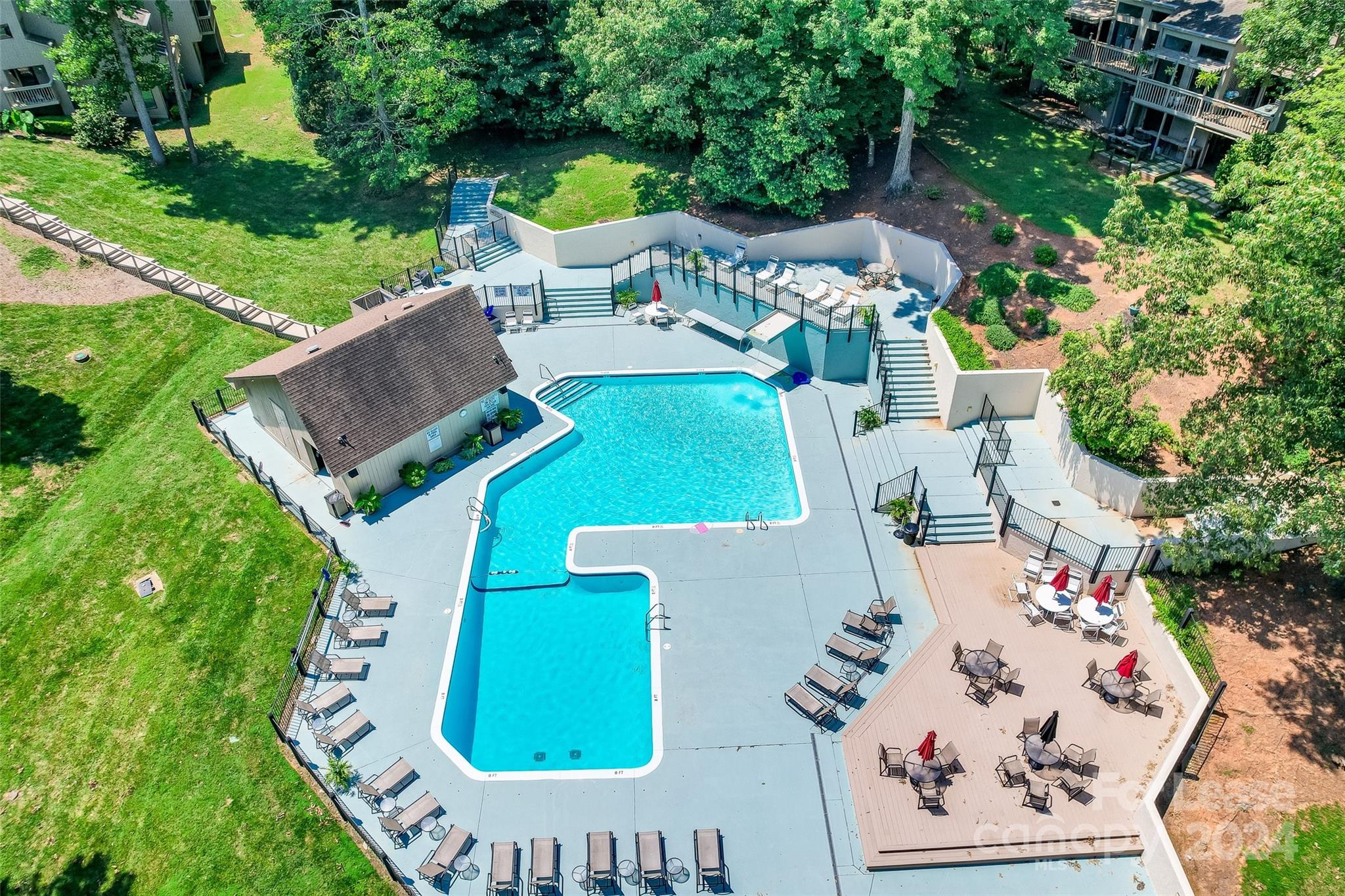 River Hills - Residential Lease