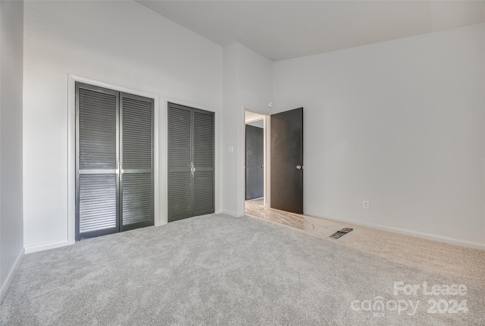 River Hills - Residential Lease