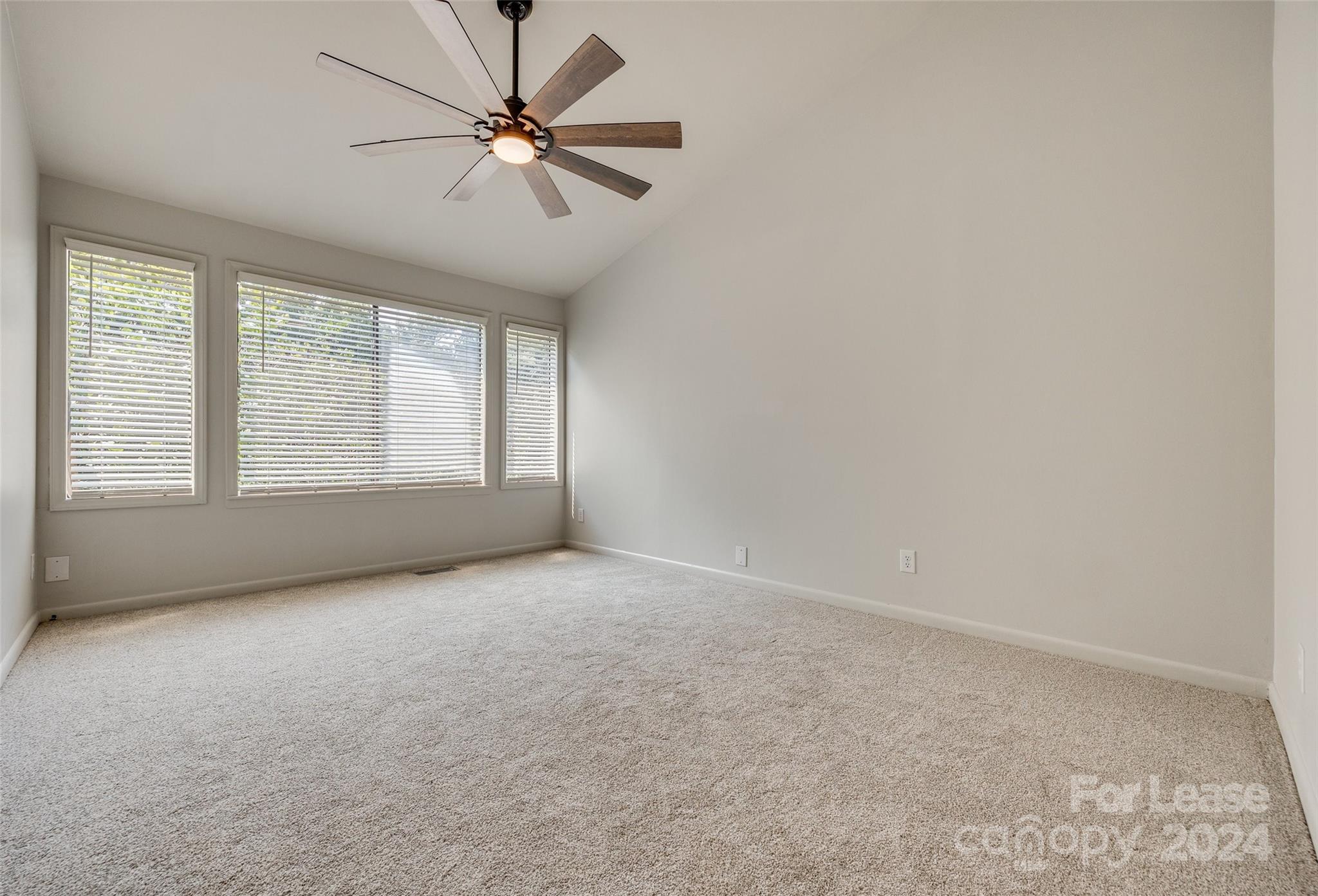 River Hills - Residential Lease