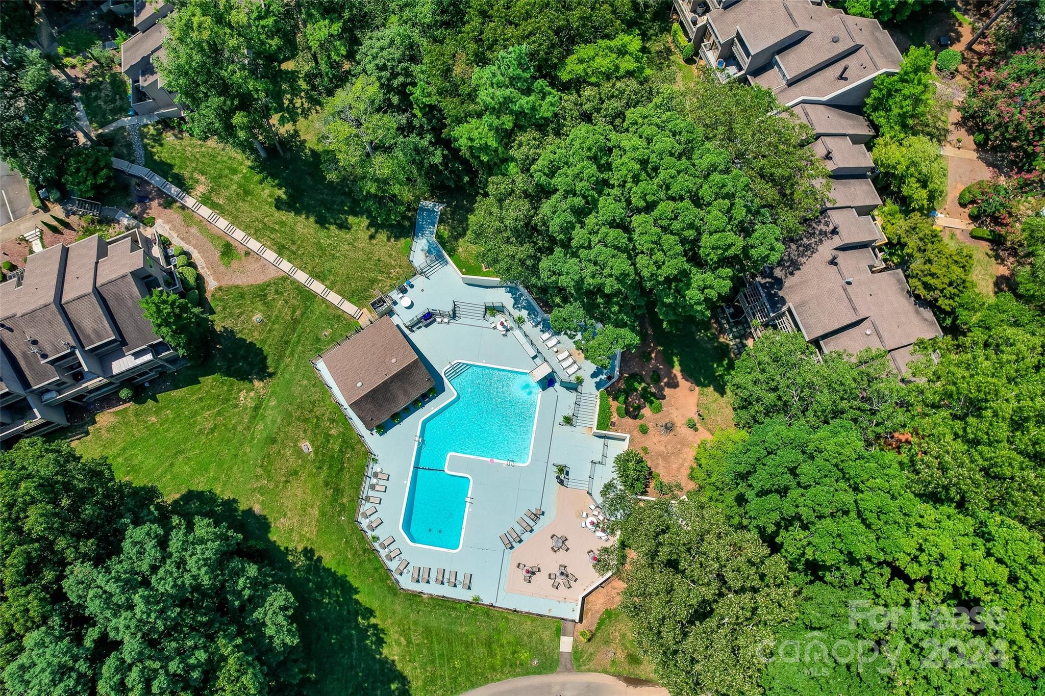 River Hills - Residential Lease