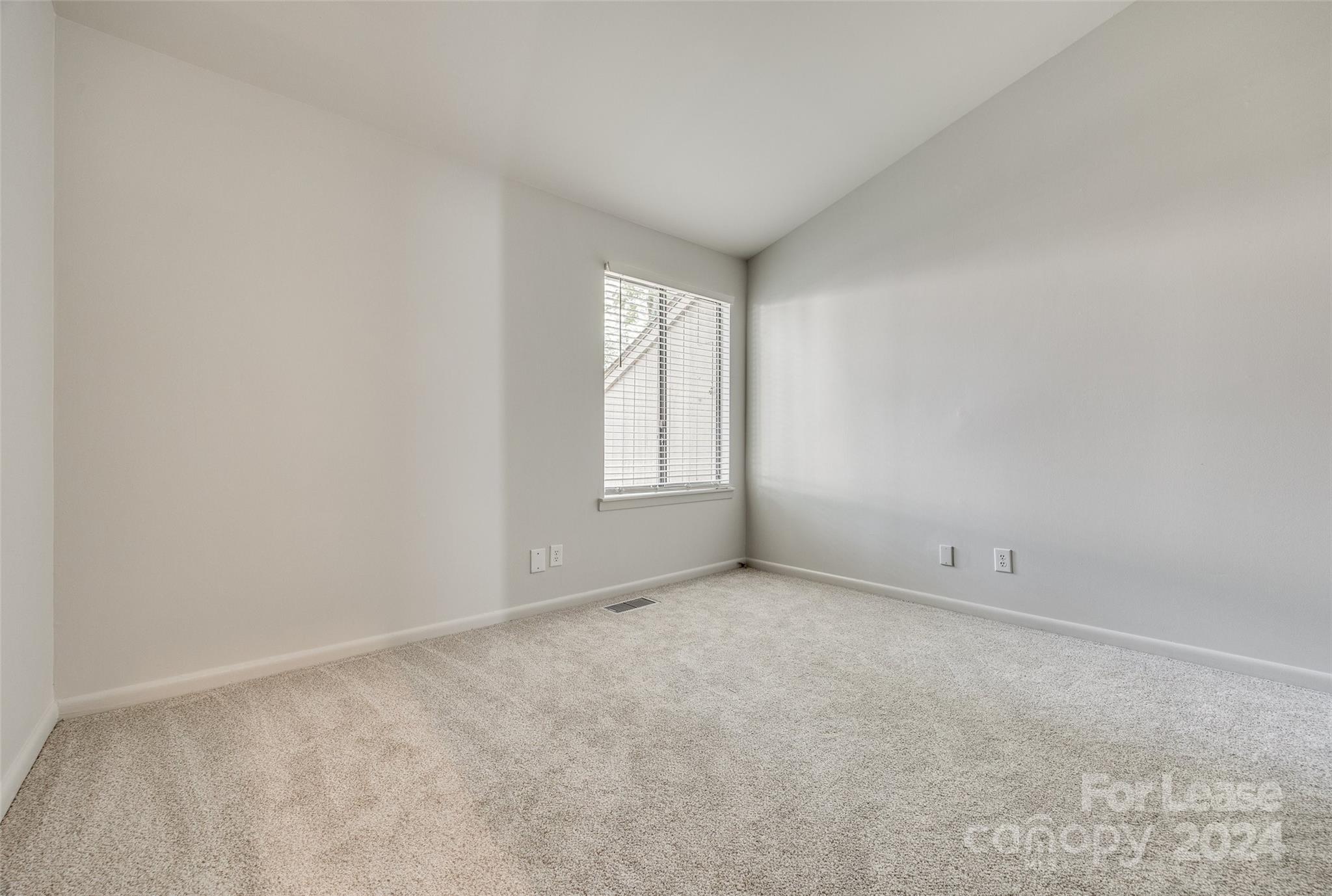 River Hills - Residential Lease