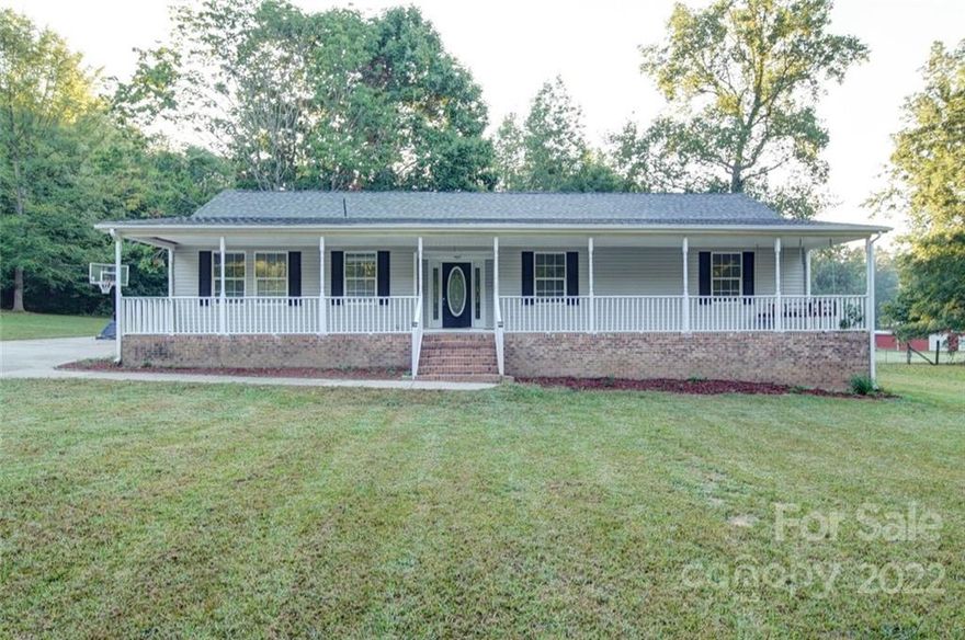 Back on the market at no fault to the seller!! Gorgeous ranch style home siting on partially clear/level lot. Open floor plan with split bedroom design. Home has been freshly painted throughout and has newer stainless steel appliances. Recently updated bathrooms, newer roof, HVAC, and water heater. Also features, cement driveway, covered porch and much more. This location is assigned to Buford Schools for all grades. This property is a must see!