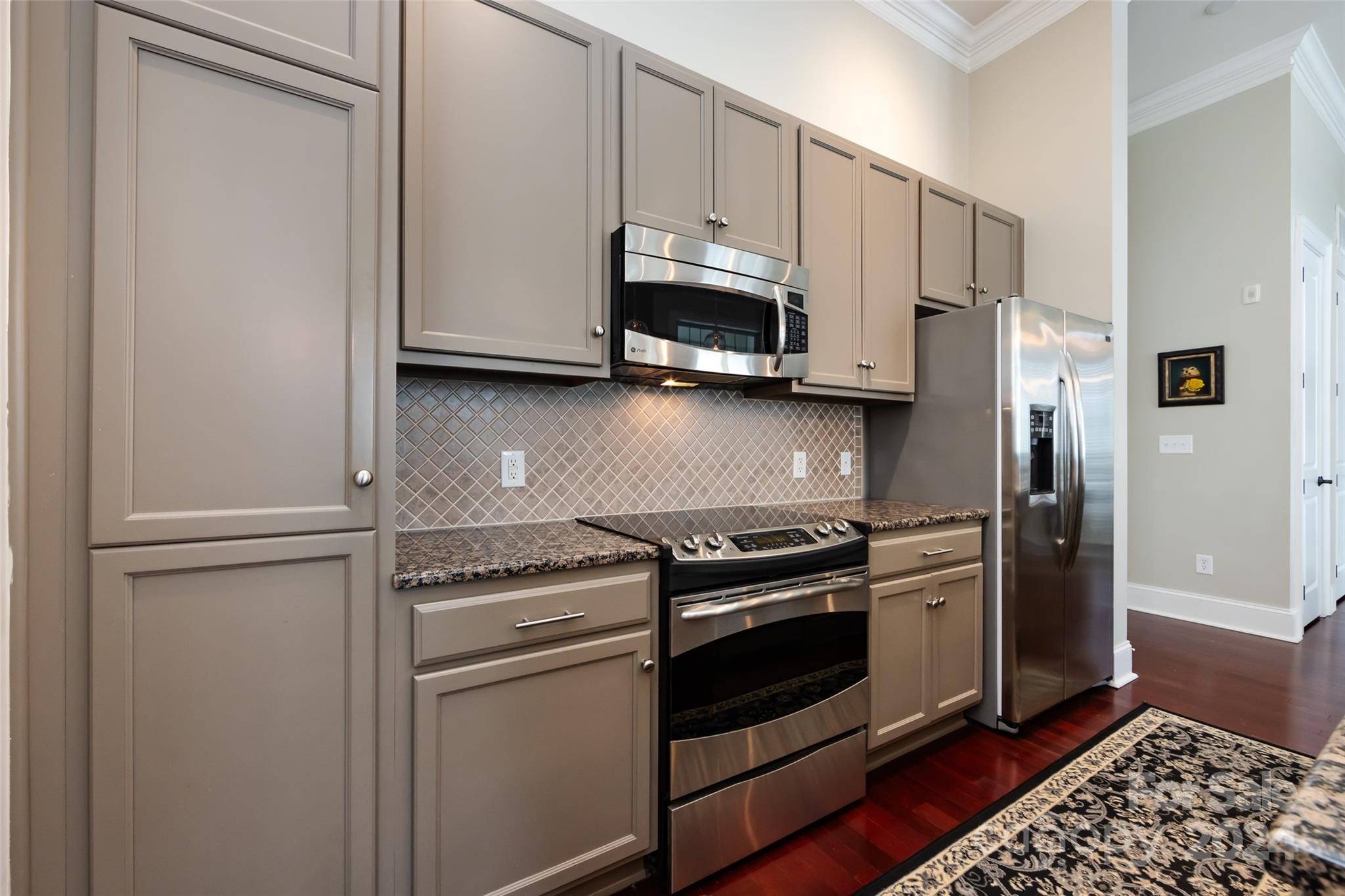 Myers Park - Residential