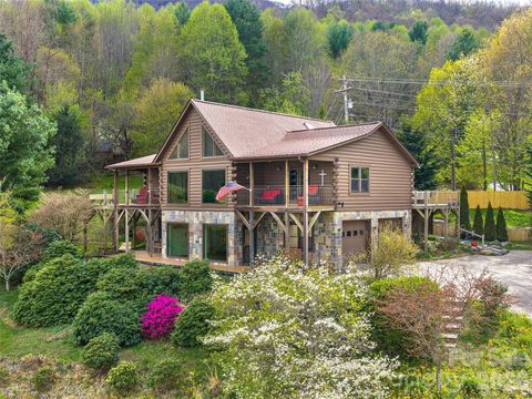 Photo of 213 Rice Drive, Waynesville, NC 28785 (MLS # 4371226)