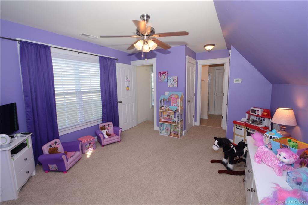 Davidson Pointe - Residential