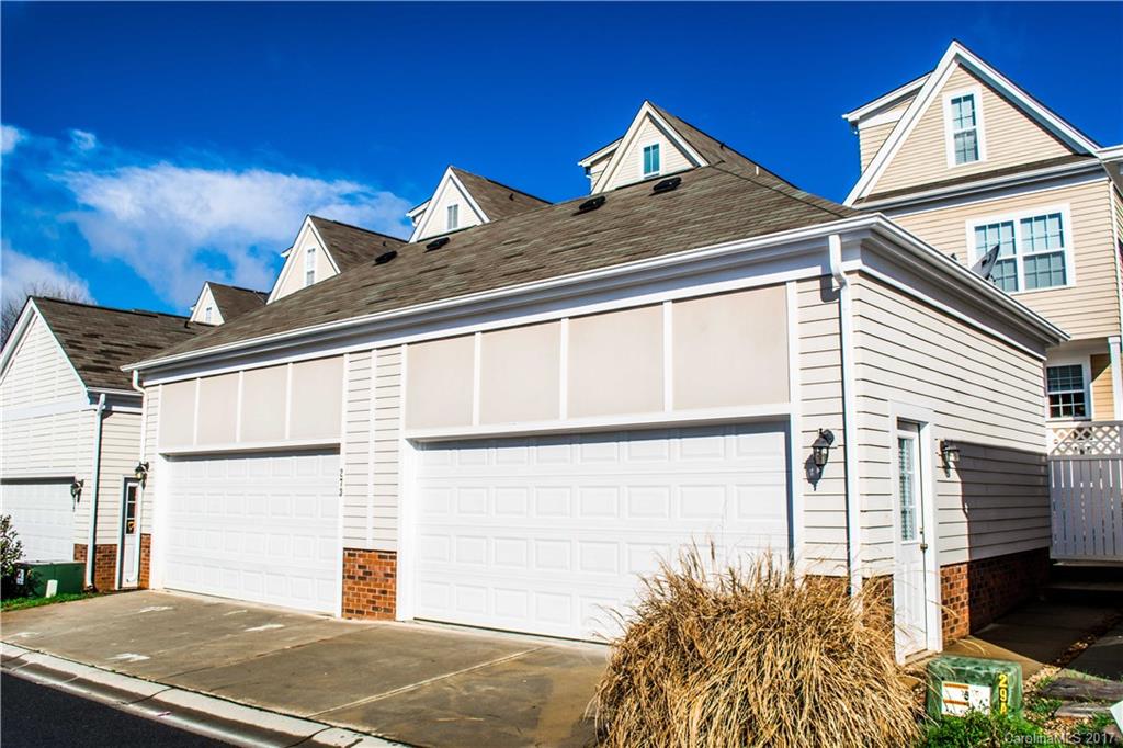 Davidson Pointe - Residential