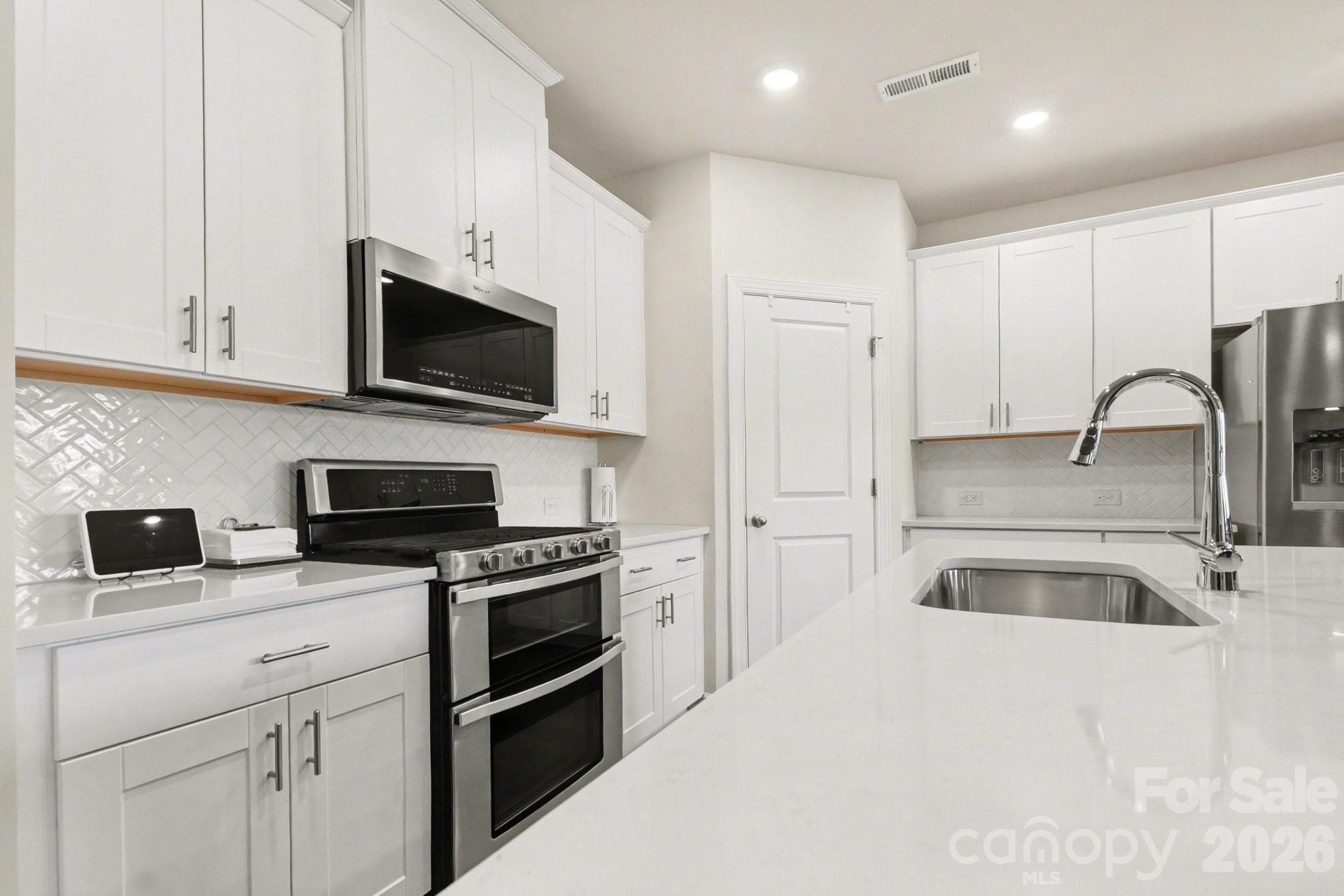 Stoneybrook Station - Residential