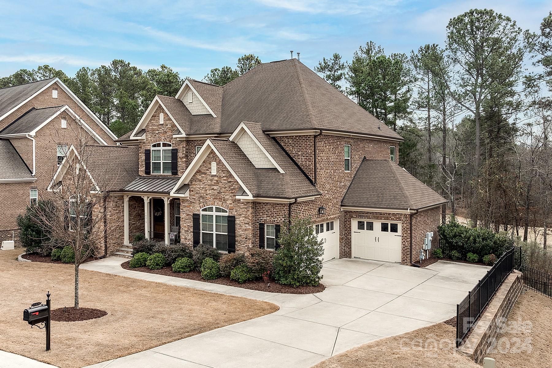 The Palisades - Residential