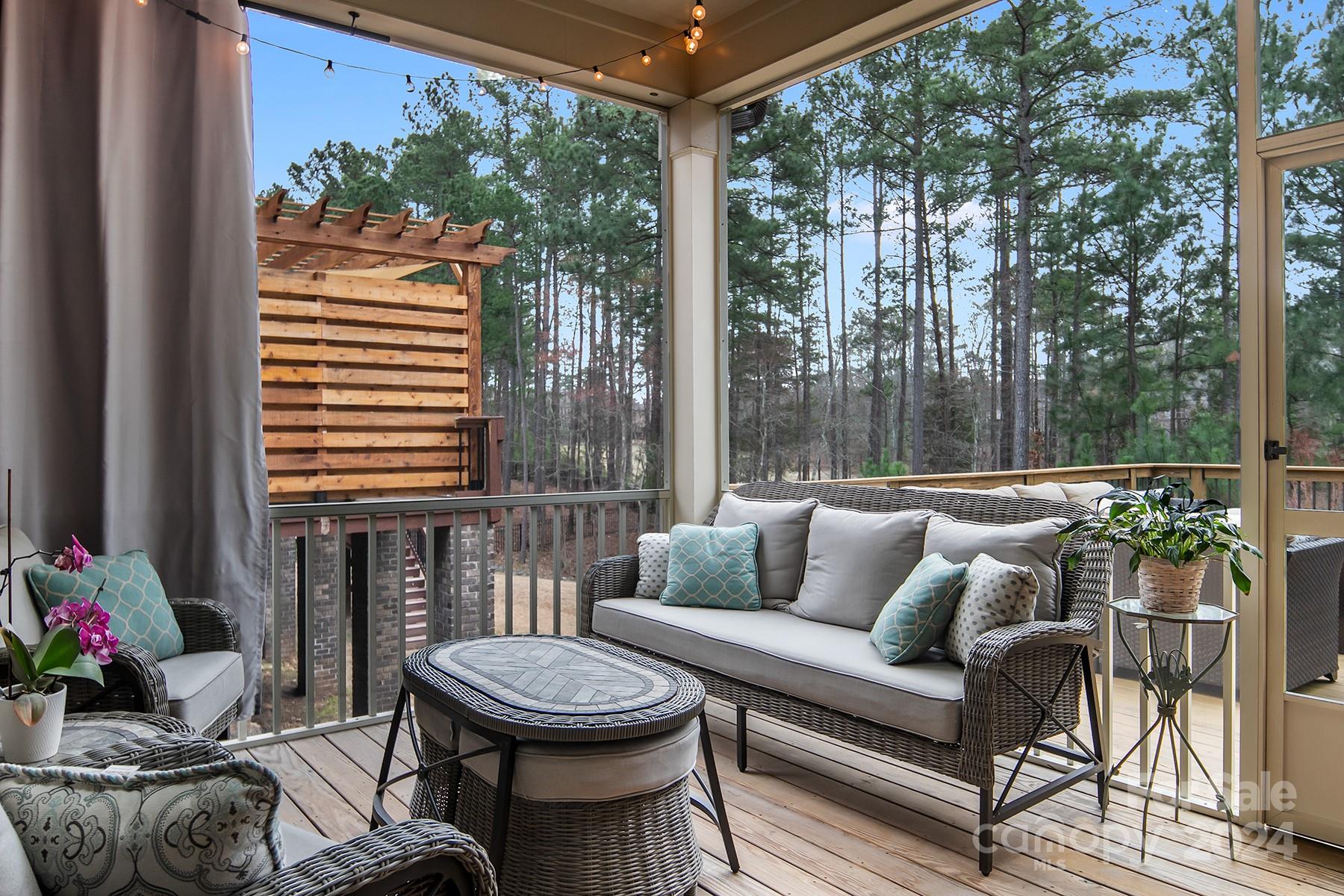 The Palisades - Residential