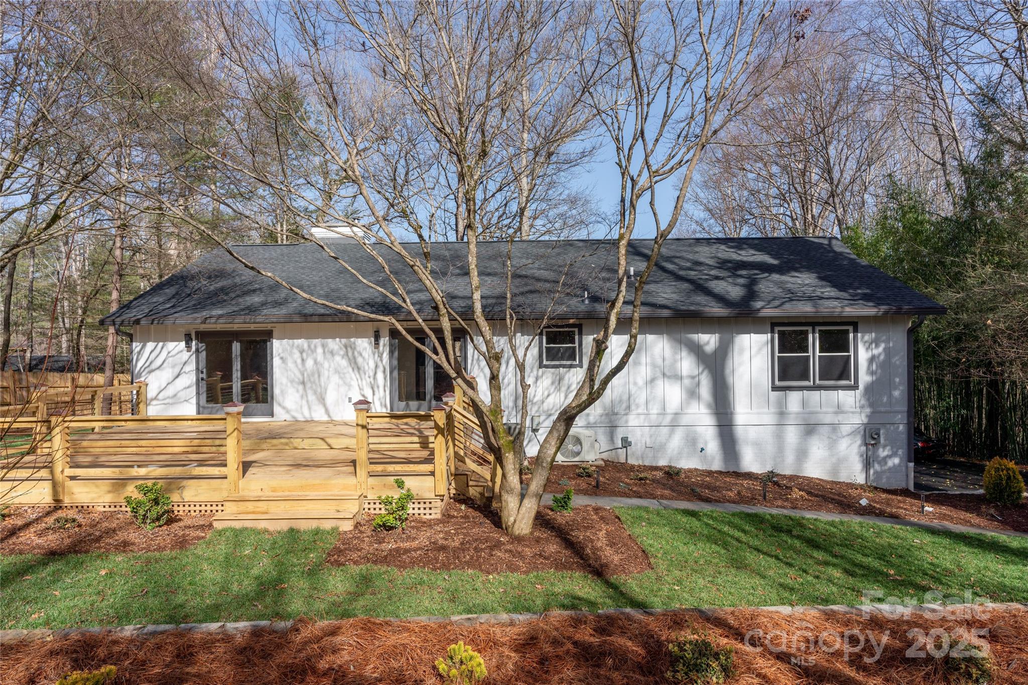 8 Spring Lake Drive