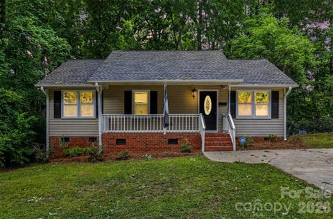 Photo of 308 Kershaw Street, Lancaster, SC 29720 (MLS # 4399327)