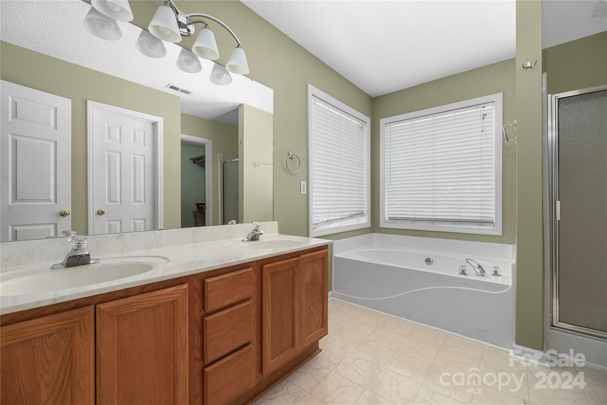 Anchors Landing - Residential