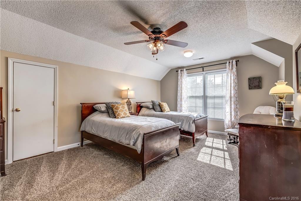 Lantern Green - Residential