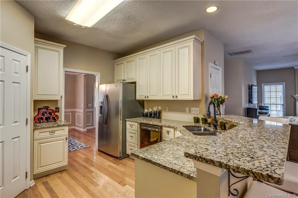 Lantern Green - Residential