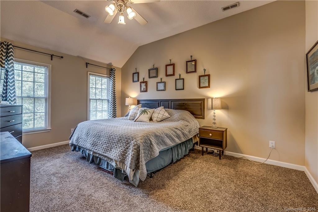 Lantern Green - Residential