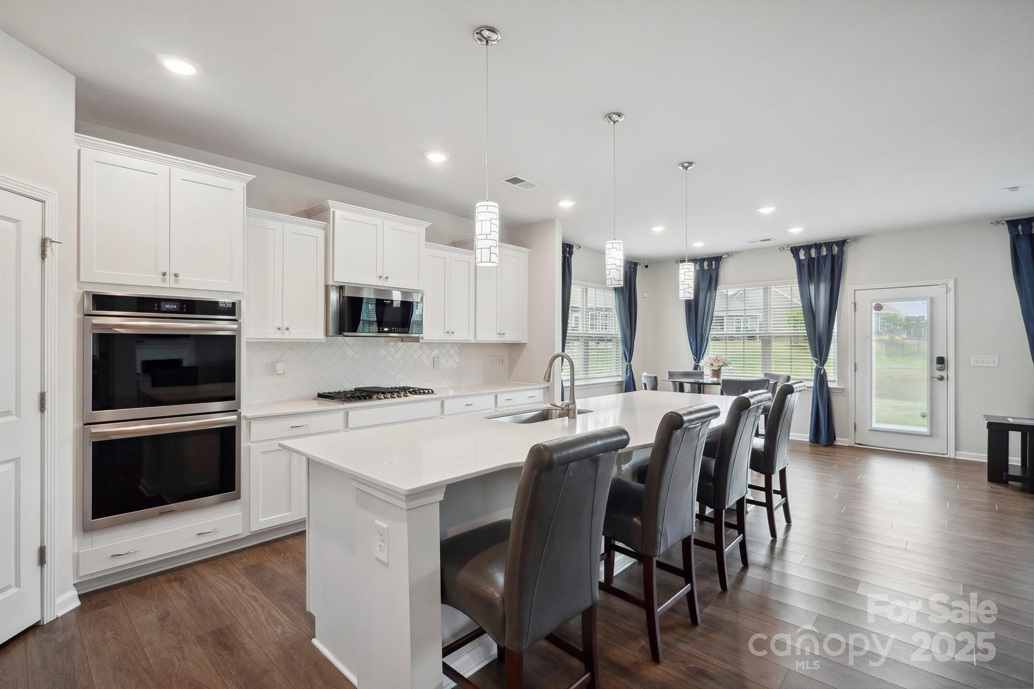4015 Havenport Circle