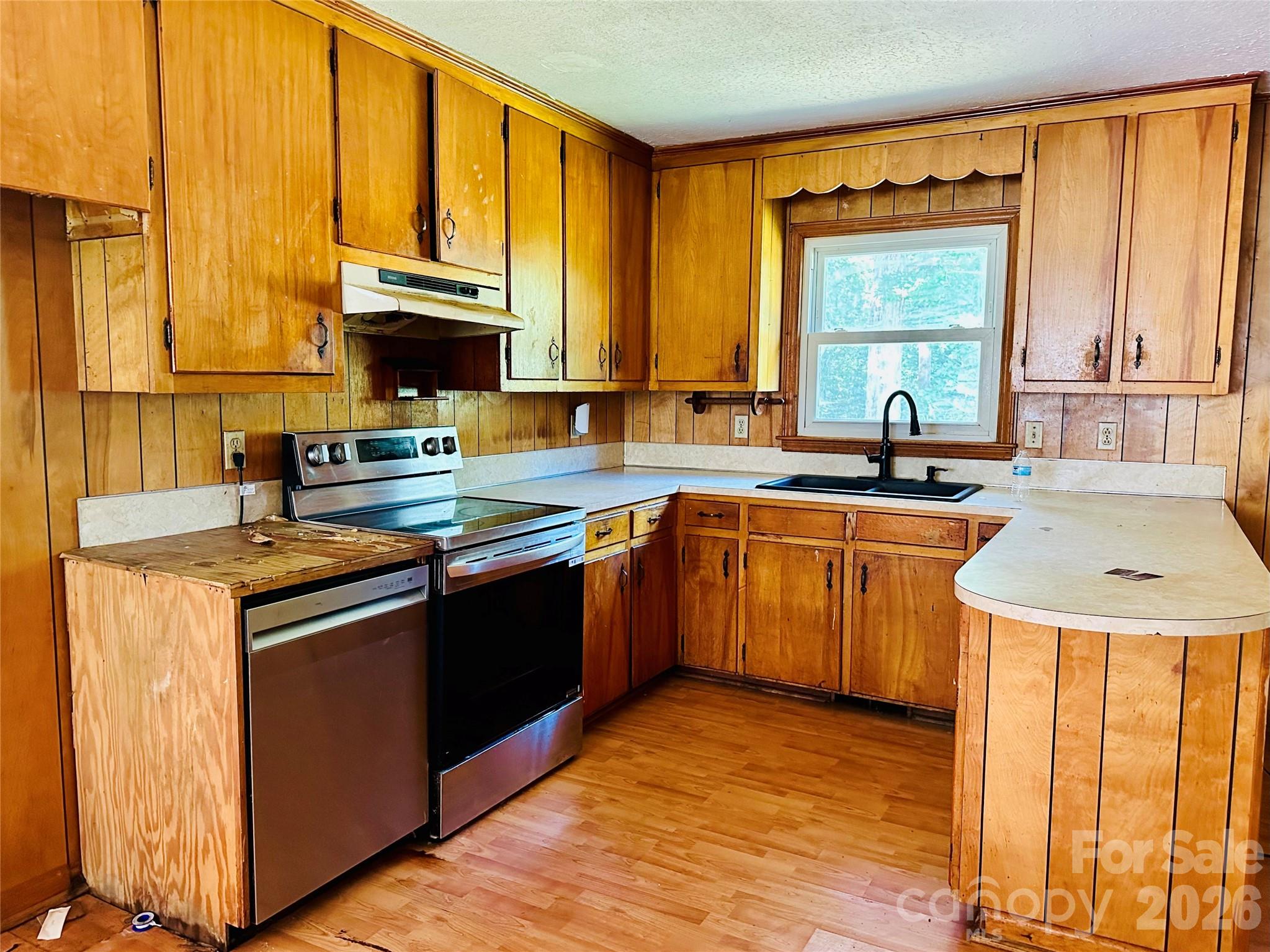 886 Pearidge Road