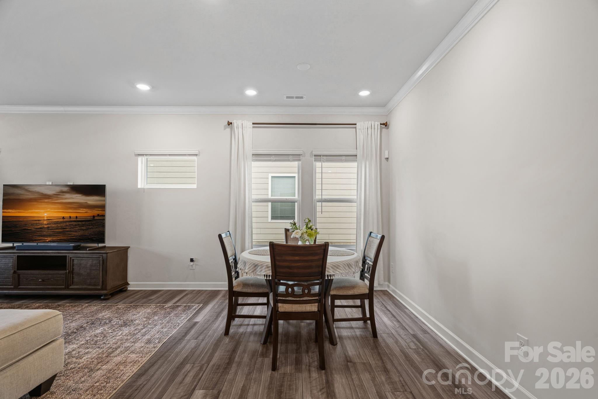 605 Cedar Knoll Circle