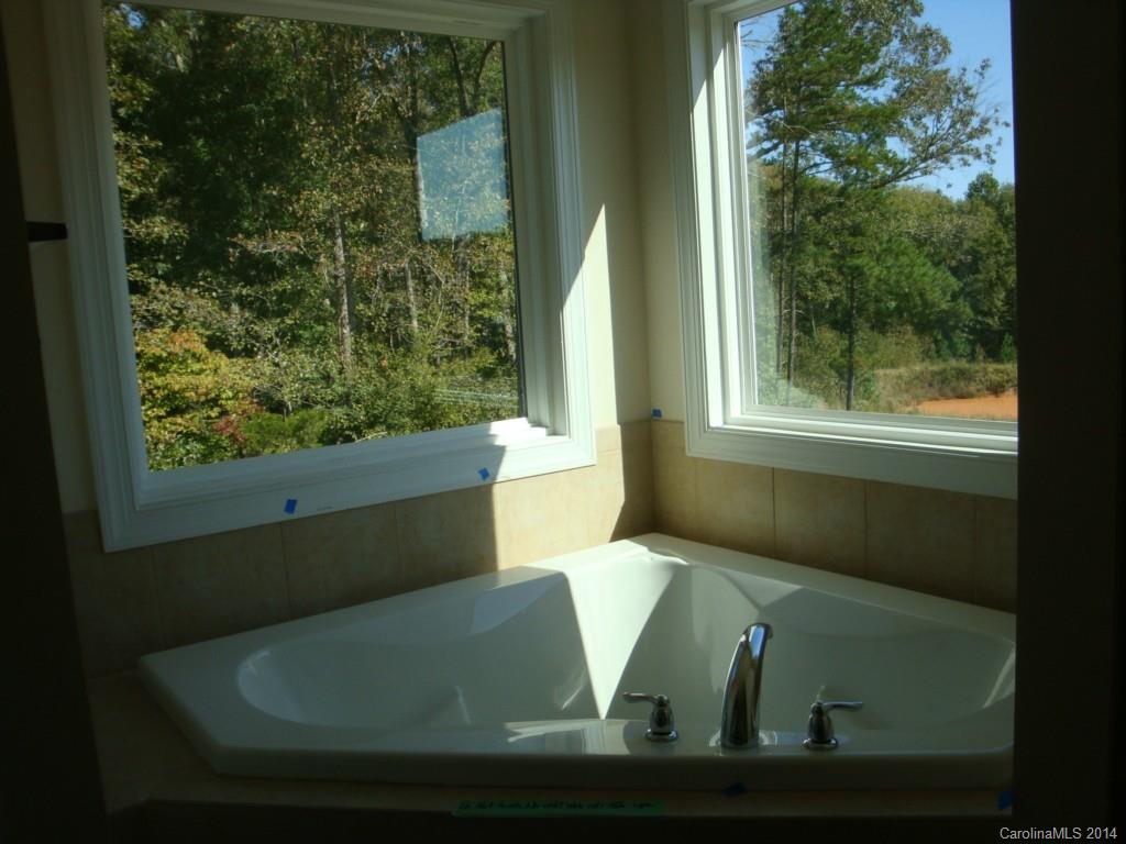 Lake Forest Preserve - Residential