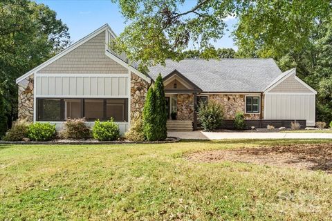 4308 Rounding Run Road Charlotte NC 28277