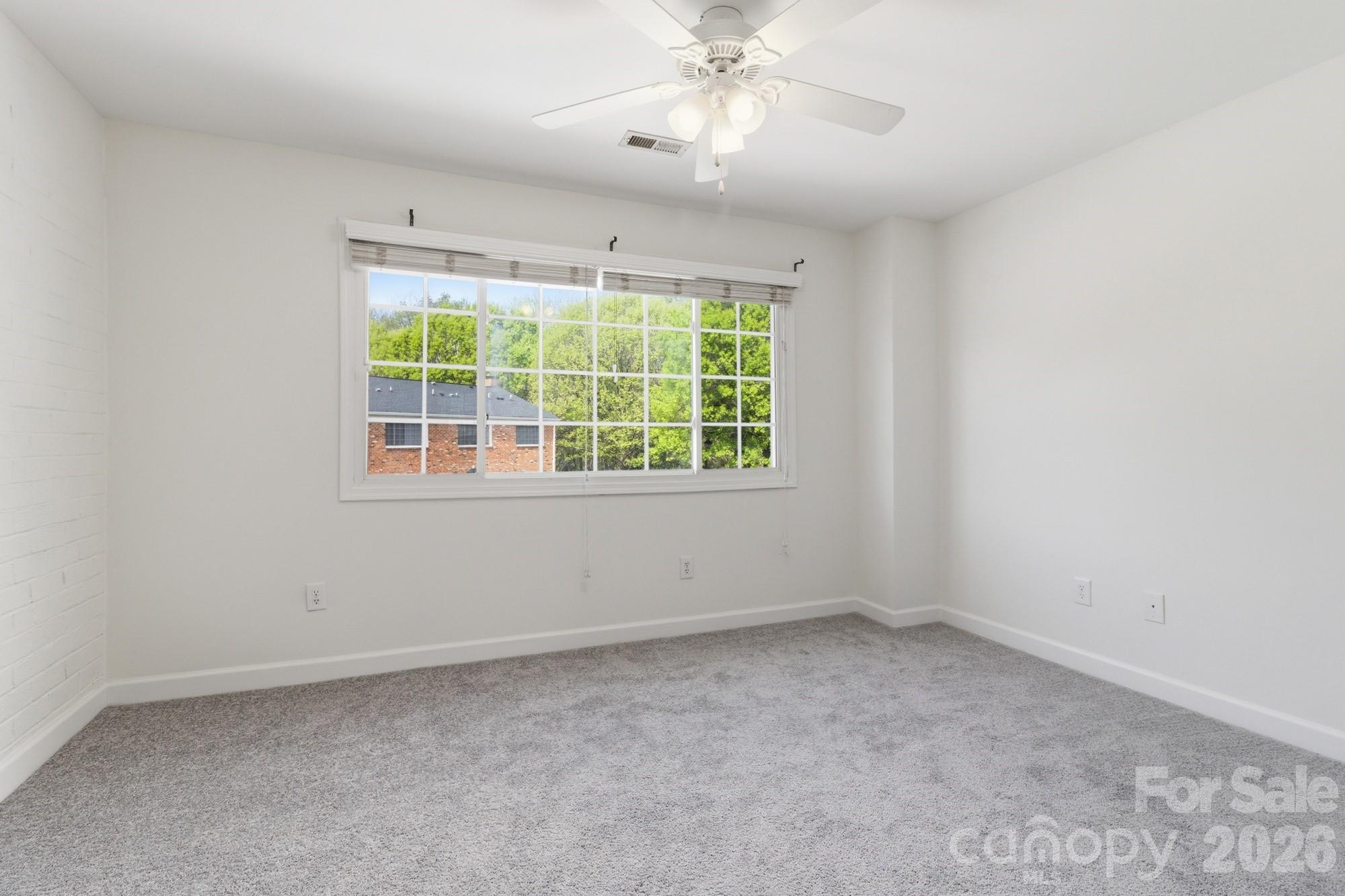 Williamsburg on Commonwealth - Residential