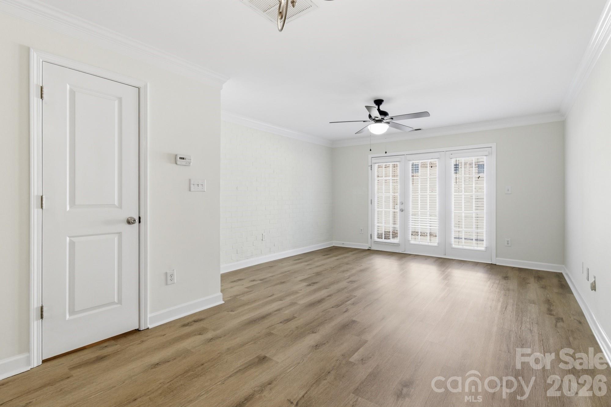 Williamsburg on Commonwealth - Residential