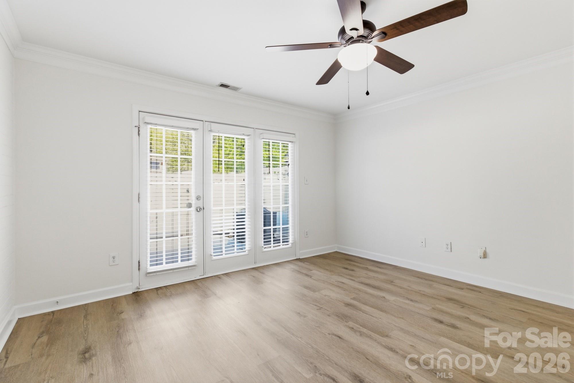 Williamsburg on Commonwealth - Residential