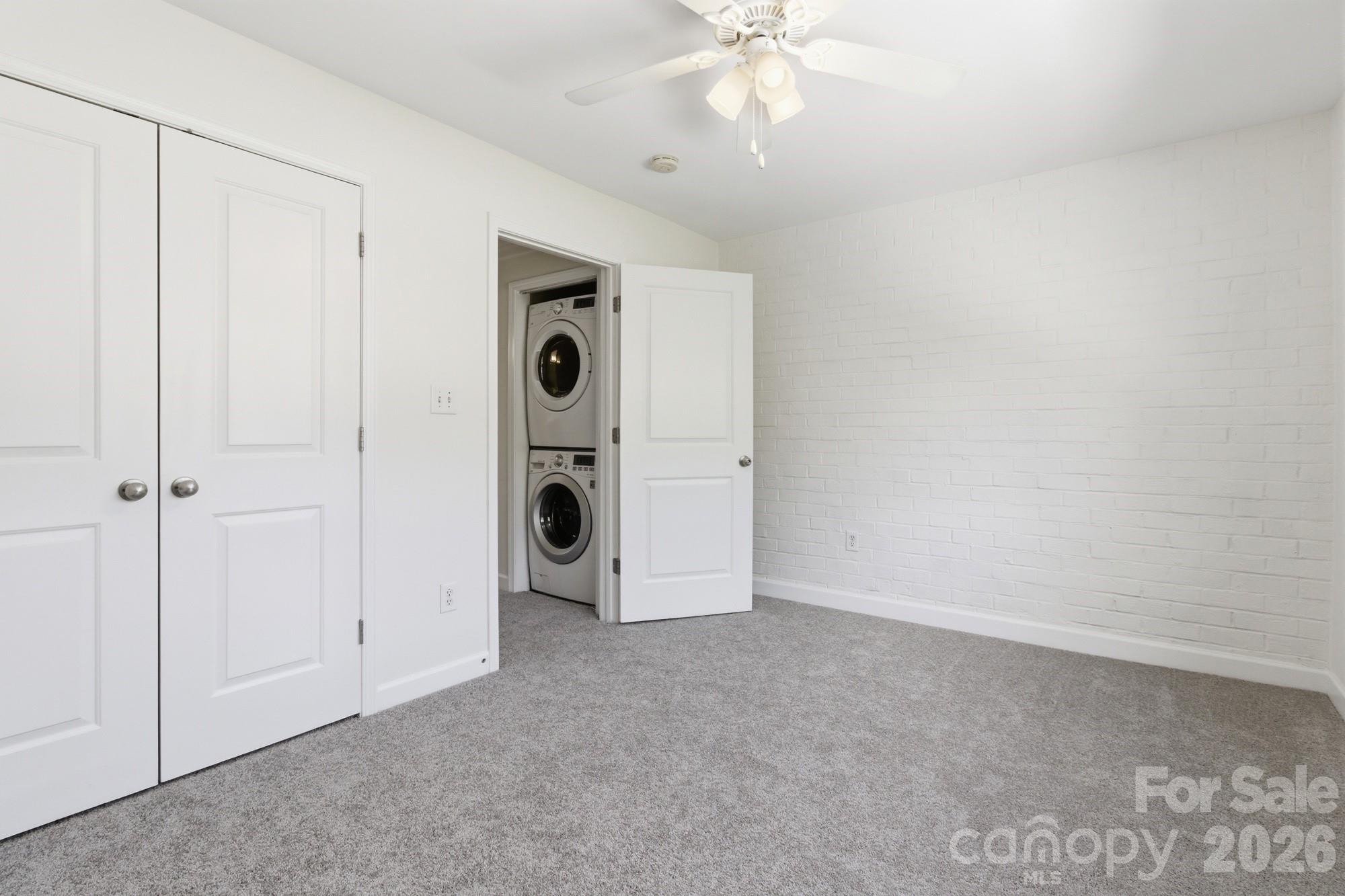 Williamsburg on Commonwealth - Residential