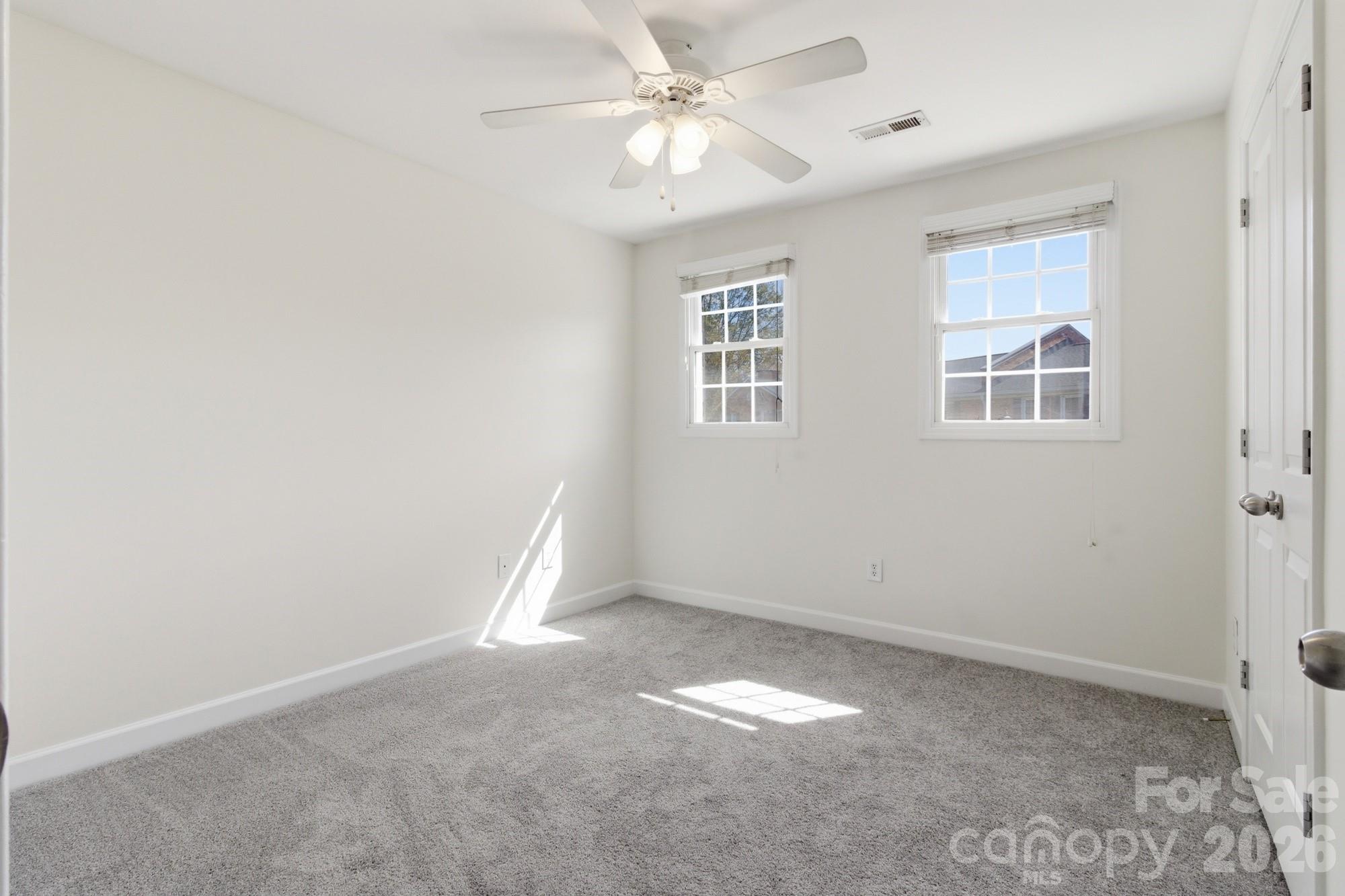 Williamsburg on Commonwealth - Residential