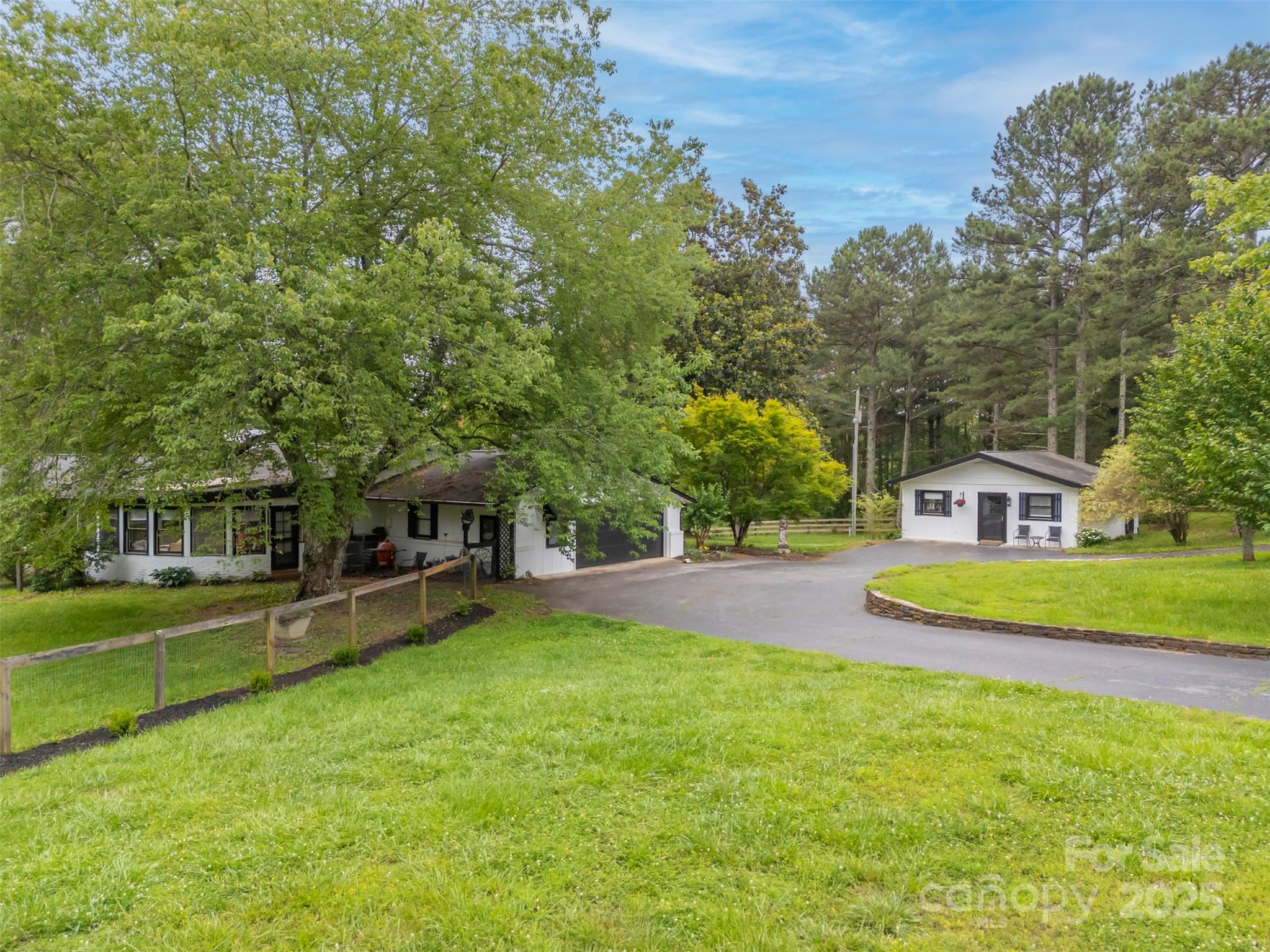 64 Persimmon Hill Drive 4