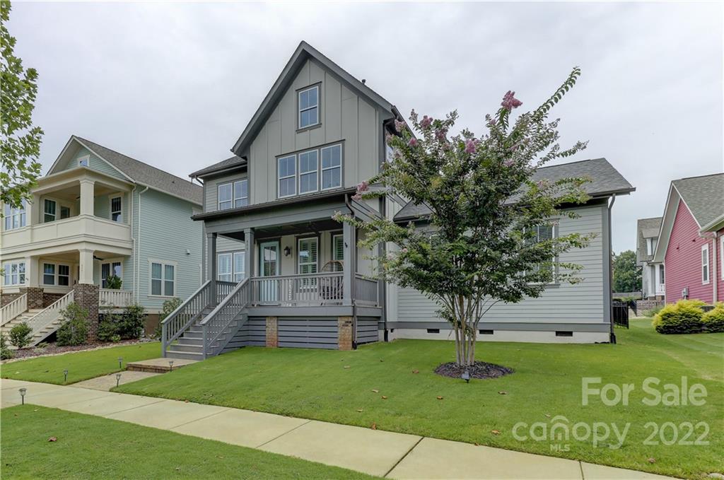 Riverwalk - Residential