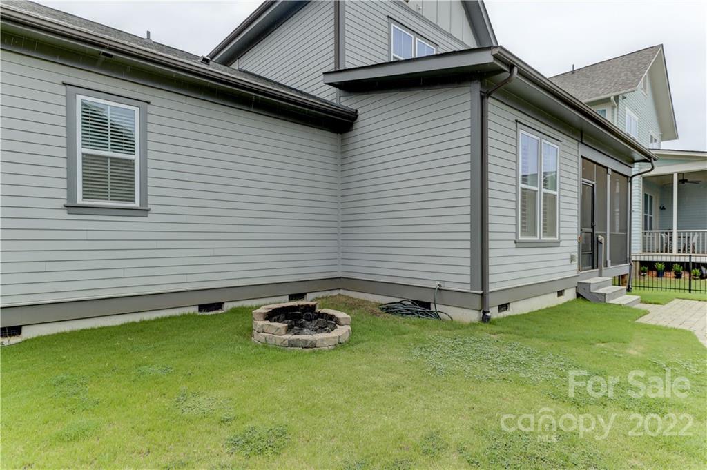 Riverwalk - Residential