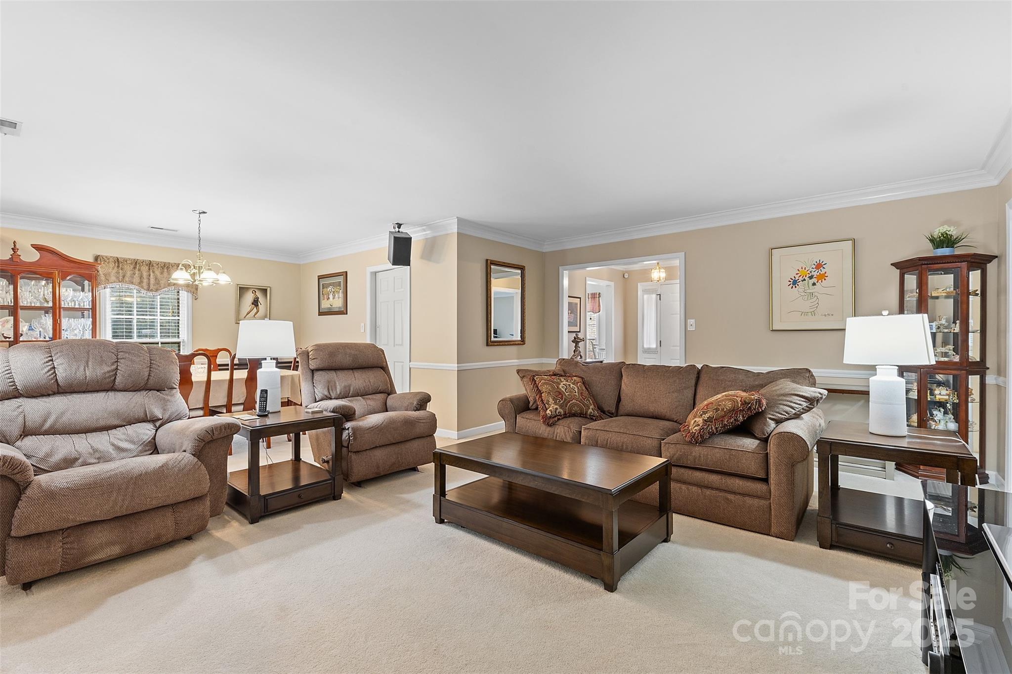 4347 Woodglen Lane